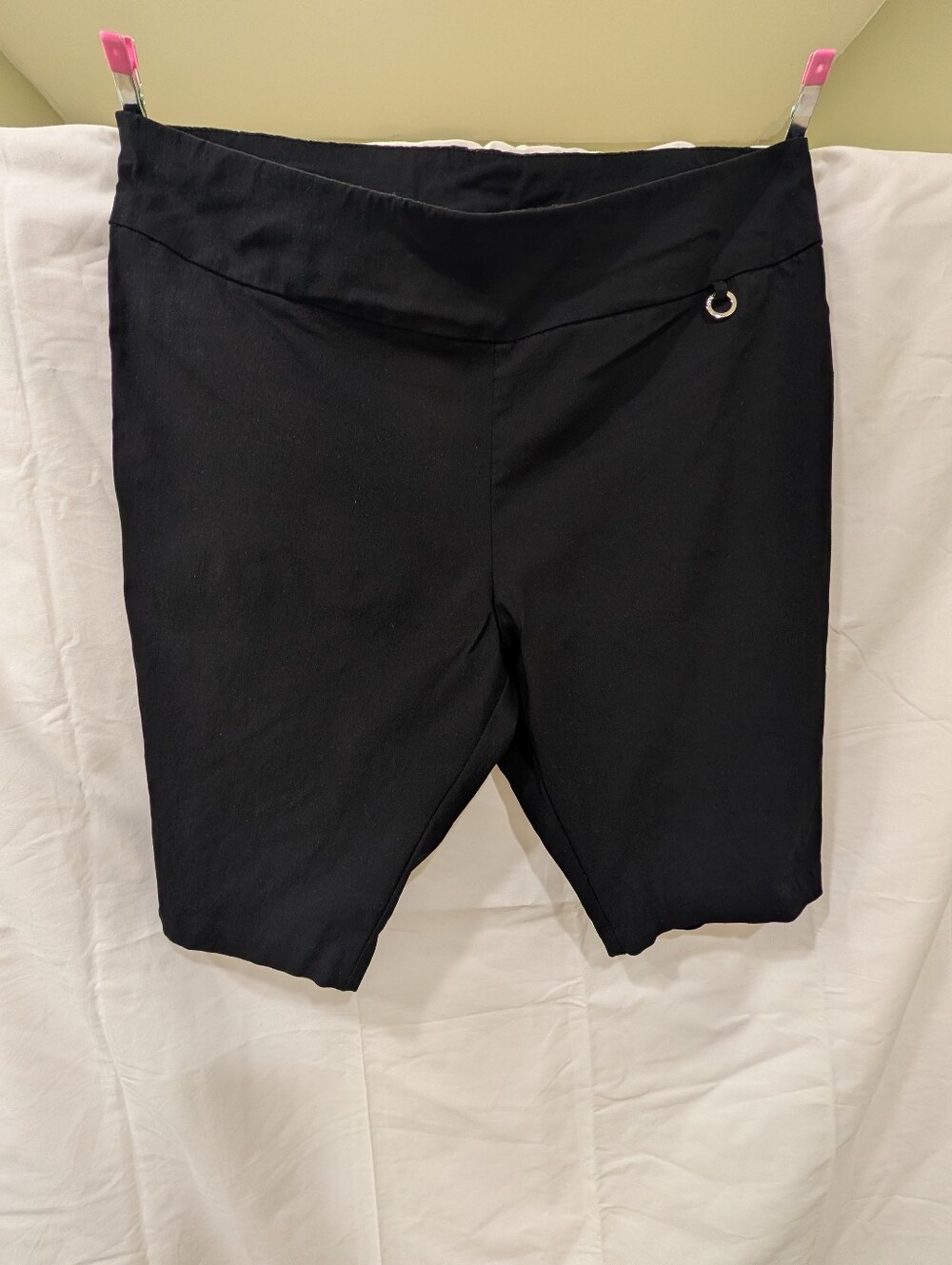 Rafaella Comfort Collection Black Knee-Length Bermuda Shorts - Size 18